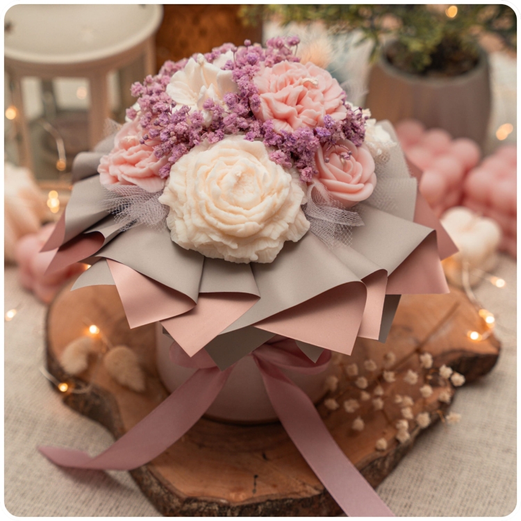 flower-box-ze-swieca-rozowy-classic