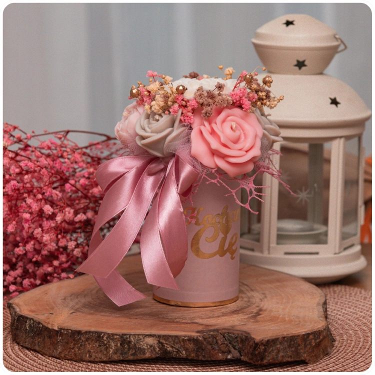 flower-box-ze-swiec-sojowych-rozowy-kocham-cie-5.jpg